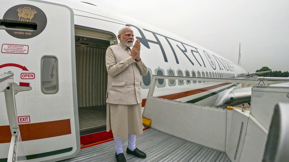 प्रधानमंत्री श्री नरेंद्र मोदी की यात्रा के दौरान भारत और ब्रिटेन करेंगे मुक्त व्यापार समझौते पर हस्ताक्षर, व्हिस्की और वस्त्रों पर शुल्क में रहेगी कटौती